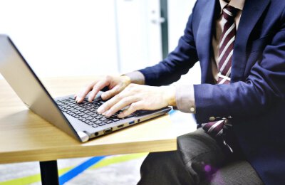 店舗案内 サポート体制 コンピュータ顧客管理システム